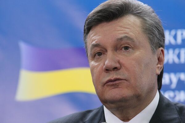 В.Янукович на межрегиональном экономическом форуме в Донецке