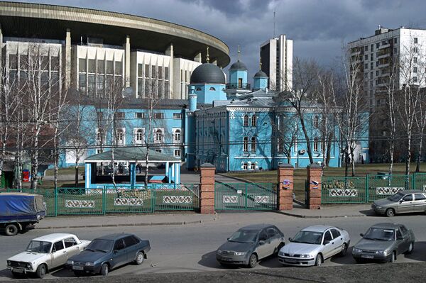 Соборная мечеть и спорткомплекс Олимпийский в Москве