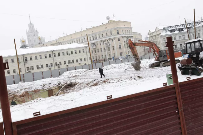 Снос здания в центре Москвы