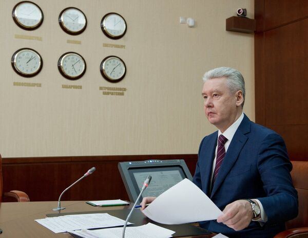 Мэр Москвы Сергей Собянин проводит прием граждан по личным вопросам