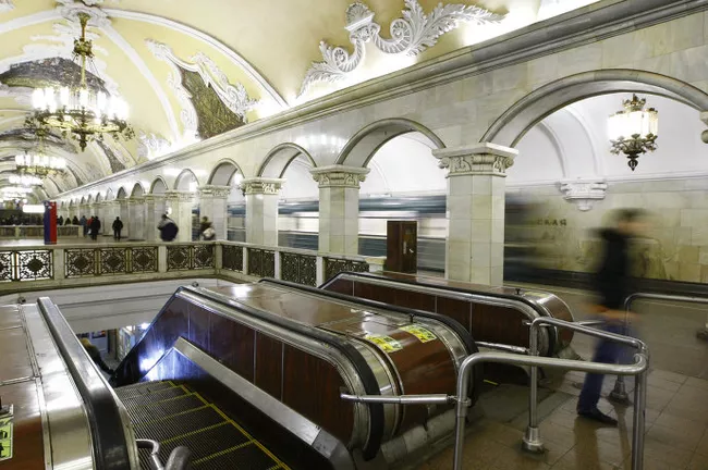 Станция Кольцевой линии Московского метрополитена Комсомольская