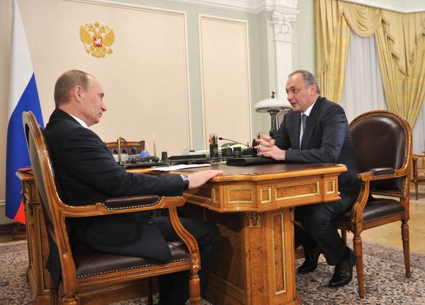 Премьер-министр РФ В.Путин встретился с президентом Дагестана М.Магомедовым