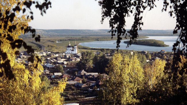 Вид на поселок Комарово с холма