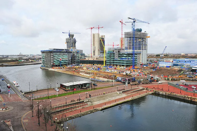Деловой комплекс MediaCityUK в Великобритании Деловой комплекс MediaCityUK в Великобритании