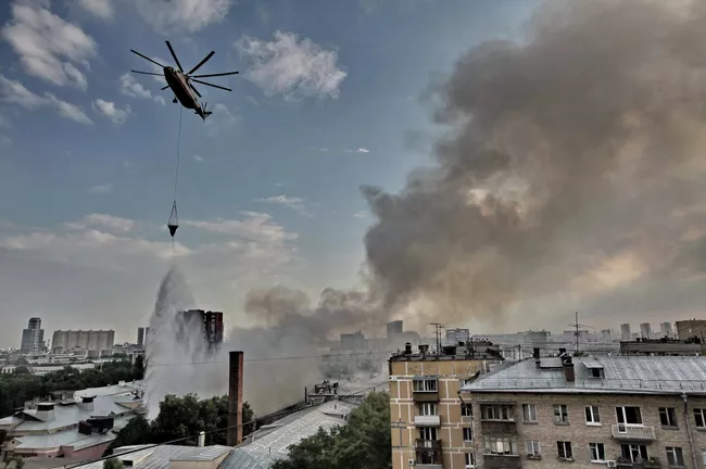 Пожар на севере Москвы