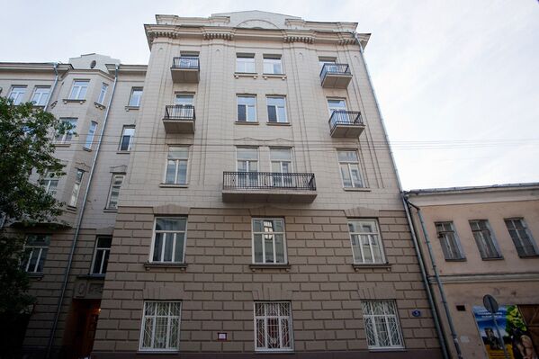 Здание по адресу Романов переулок, 5 в Москве
