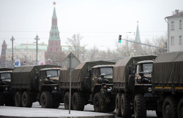 Москва, грузовики внутренних войск