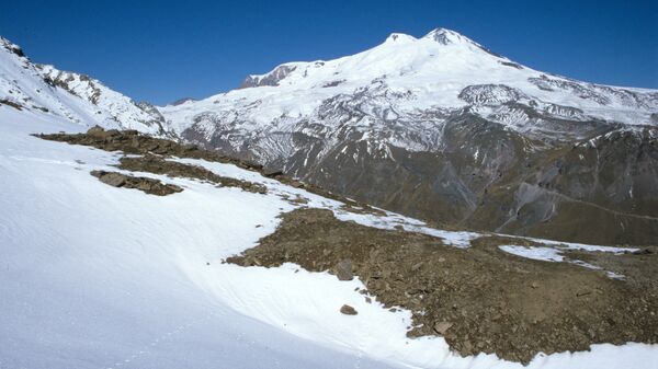 Гора Эльбрус. Архивное фото