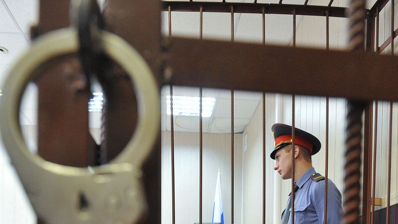 У жены саратовского экс-гаишника изъяли две квартиры в Москве