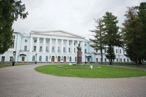 Институт благородных девиц – культурный центр ВС России 