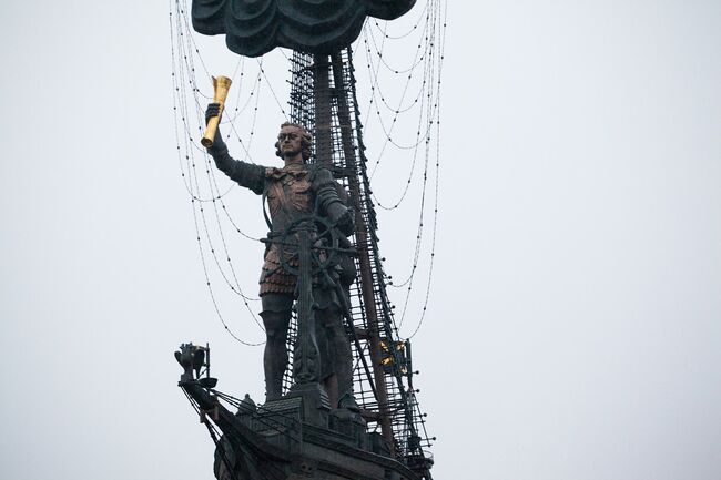 Памятник Петру Первому в Москве