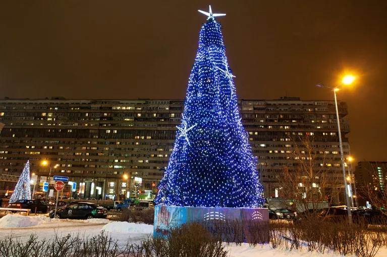 Москва и города мира: новогоднее оформление мегаполисов