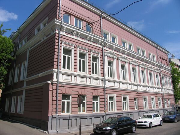 Дом начала XX века на улице Образцова в Москве