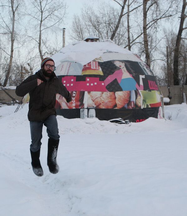 Житель Новосибирска построил себе круглый дом