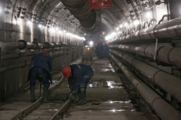 Сбойка тоннелей Калининско-Солнцевской и Арбатско-Покровской линий метро