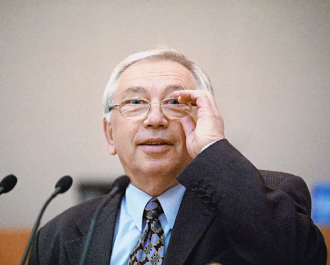 Владимир Лукин