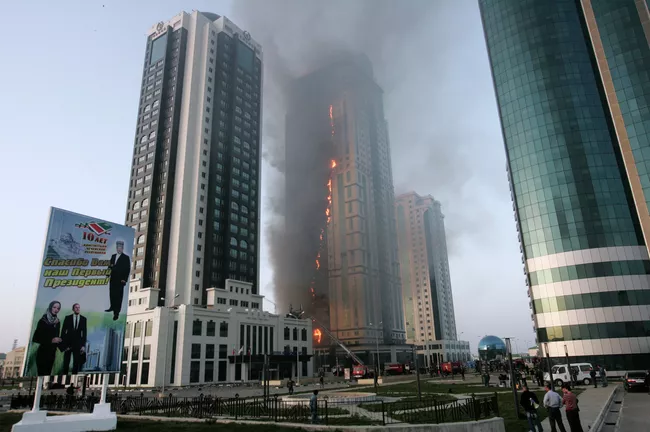 Пожар в комплексе Грозный-Сити в Чечне