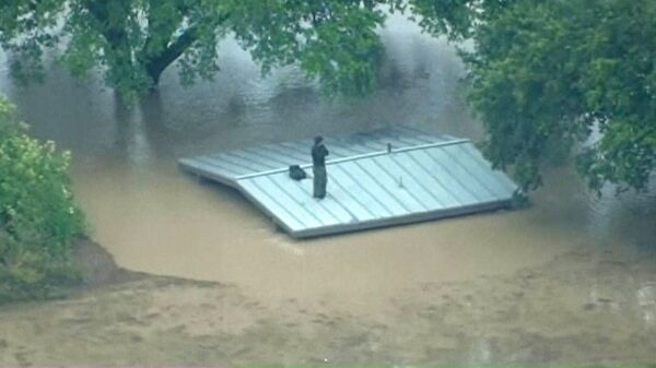 Мощное наводнение затопило дома и дороги в Техасе