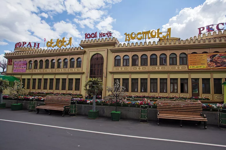 Самые яркие дебаркадеры Москвы-реки Самые яркие дебаркадеры Москвы-реки