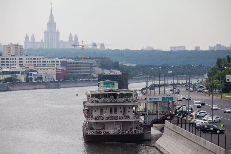 Самые яркие дебаркадеры Москвы-реки Самые яркие дебаркадеры Москвы-реки