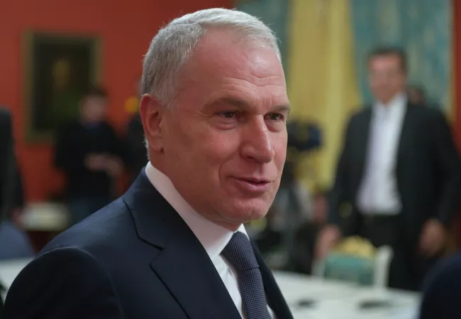 Председатель совета директоров ОАО Акционерный банк Россия Юрий Ковальчук Председатель совета директоров ОАО Акционерный банк Россия Юрий Ковальчук