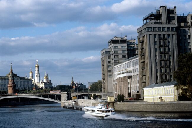 Жилой комплекс на улице Серафимовича.