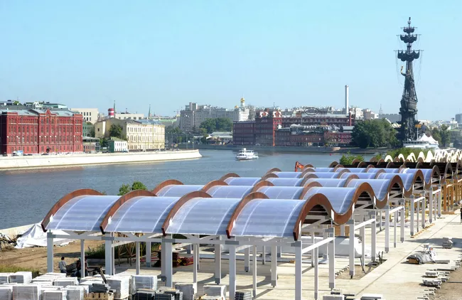Реконструкция Крымской набережной в Москве