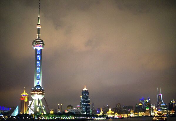 Виды вечернего Шанхая