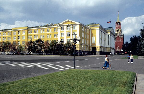 Ивановская площадь в Московском Кремле