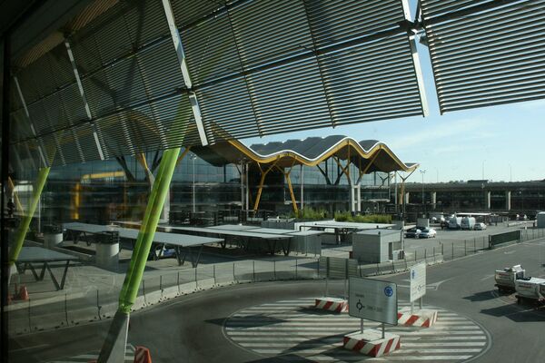 Терминал 4 аэропорта Барахас в Мадриде