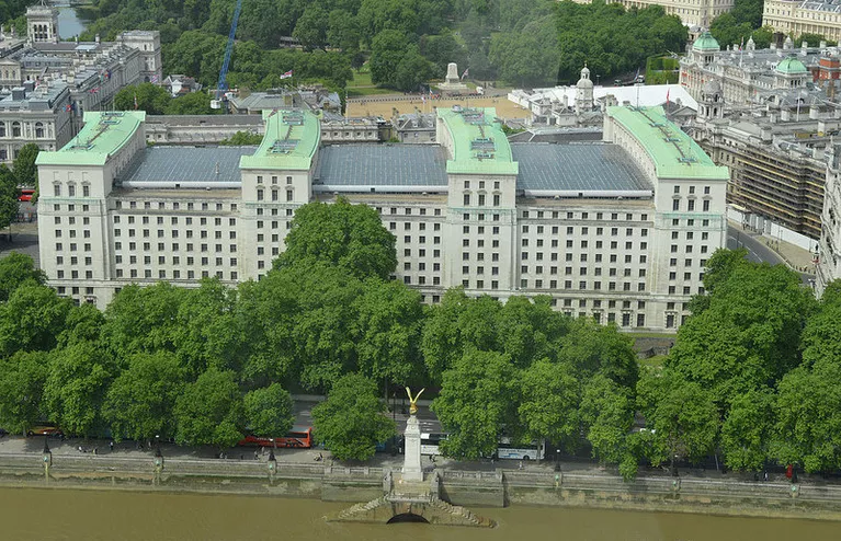 здание Министерства обороны Великобритании в Лондоне здание Министерства обороны Великобритании в Лондоне