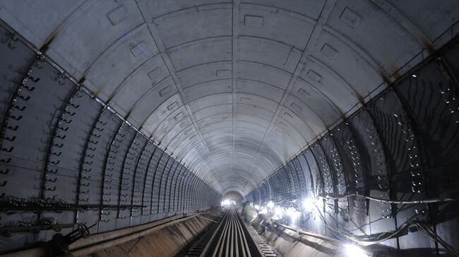 Тоннель метро