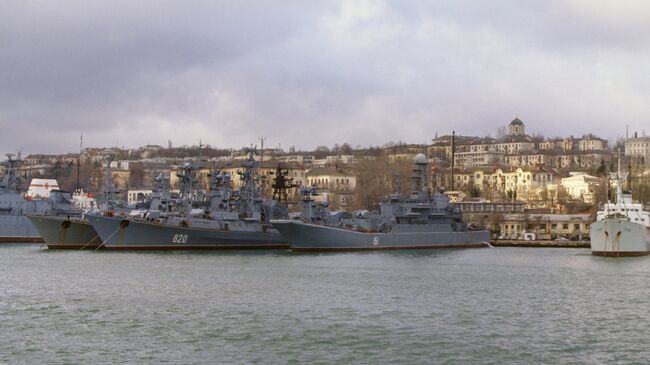 Город Севастополь на черноморском побережье Крымского полуострова Город Севастополь на черноморском побережье Крымского полуострова