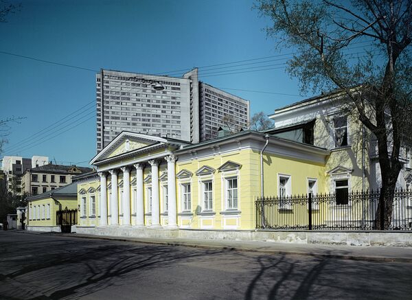 Москва Дом Львова