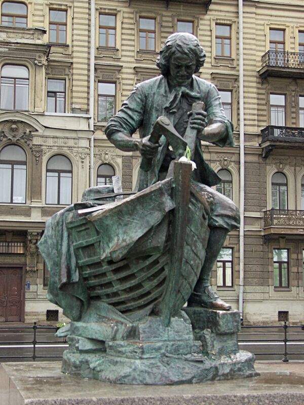 Памятник Царь-плотник в Санкт-Петербурге