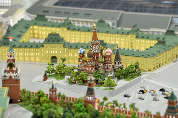 Демонстрация макета города Москвы