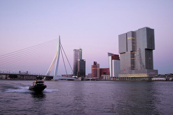 Здание De Rotterdam