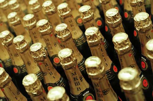 Предновогодняя продажа продовольственных товаров