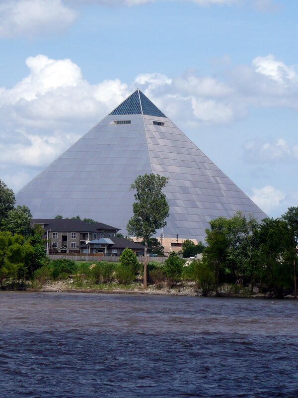 Великая американская пирамида в Мемфисе
