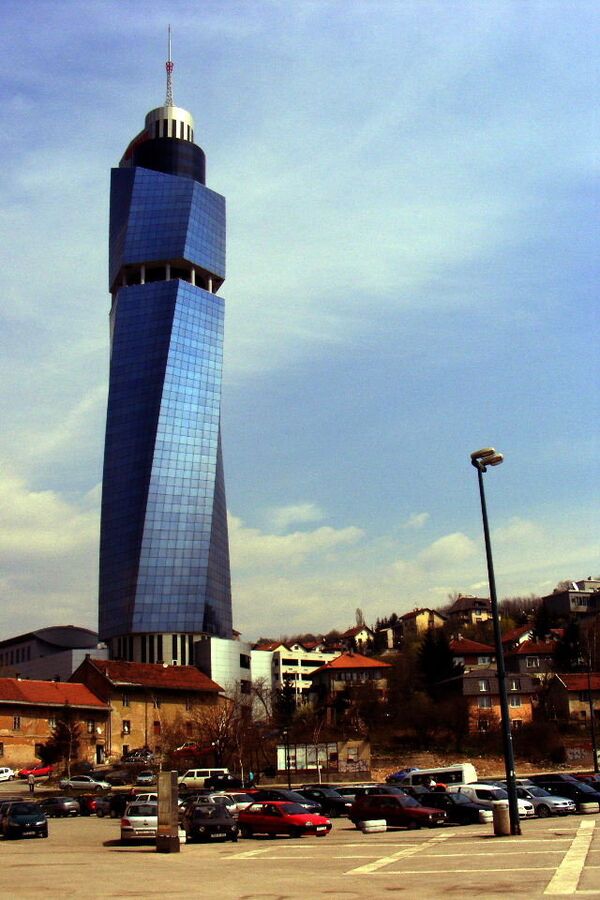 Аваз Твист в Сараево