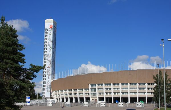 Олимпийский стадион и башня в Хельсинки