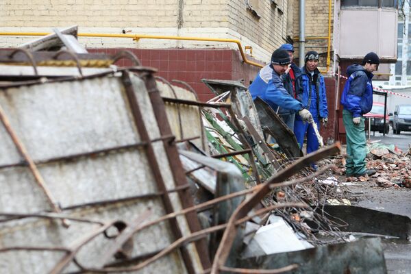 Четыре балкона жилого дома обрушились на северо-востоке Москвы