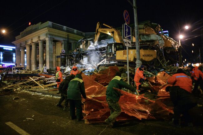 Снос незаконных построек в Москве