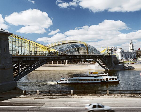 Киевский пешеходный мост