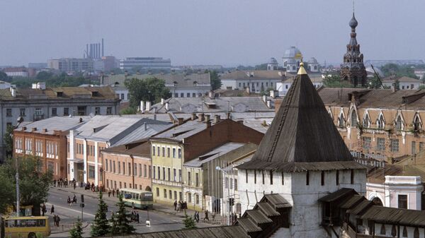 Вид на старую часть города Ярославль со стороны Спасо-Преображенского монастыря