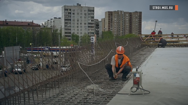 Финал строительства эстакады на перекрестке Волгоградского проспекта с Волжским бульваром