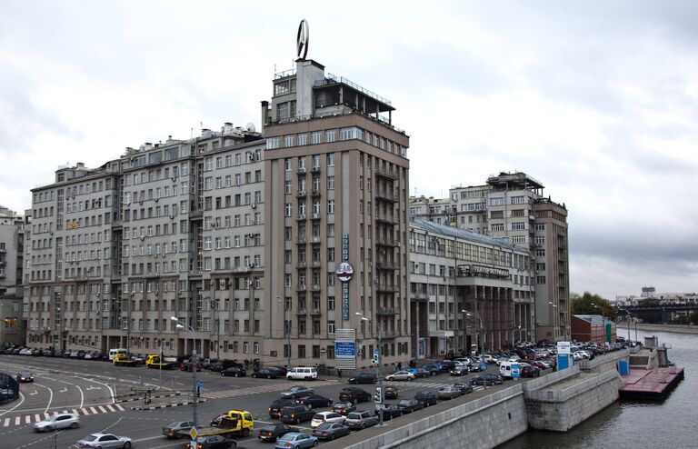 Дом на набережной (Дом правительства) в Москве