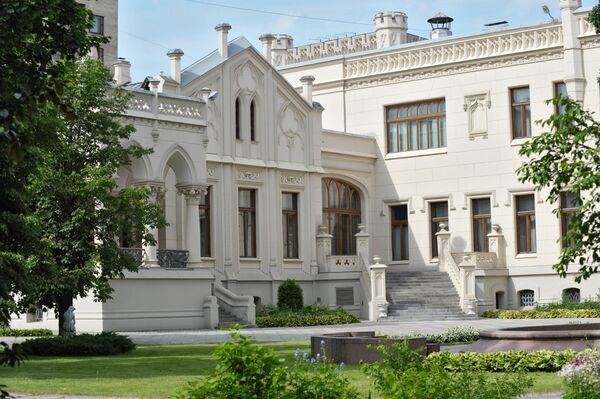 Здание приемной министерства иностранных дел РФ