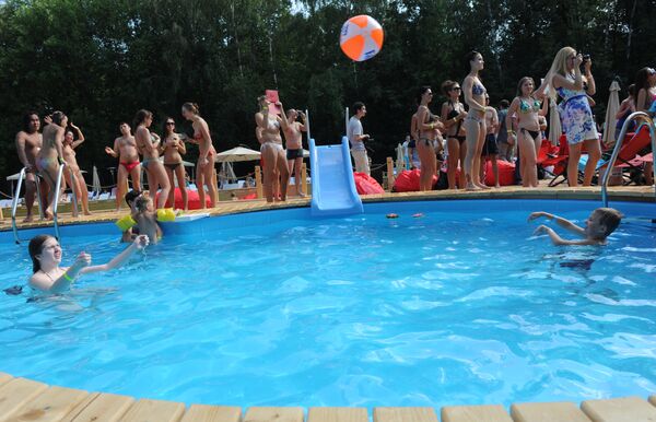 Зона отдыха с бассейнами открылась в парке Сокольники