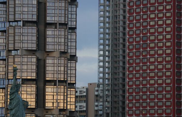 Современные многоэтажки 15-го округа Парижа